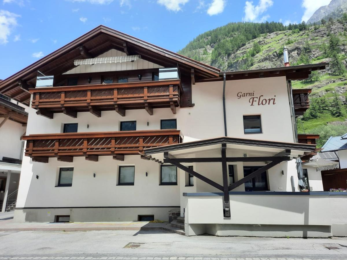 Garni Flori Villa Langenfeld Exterior photo