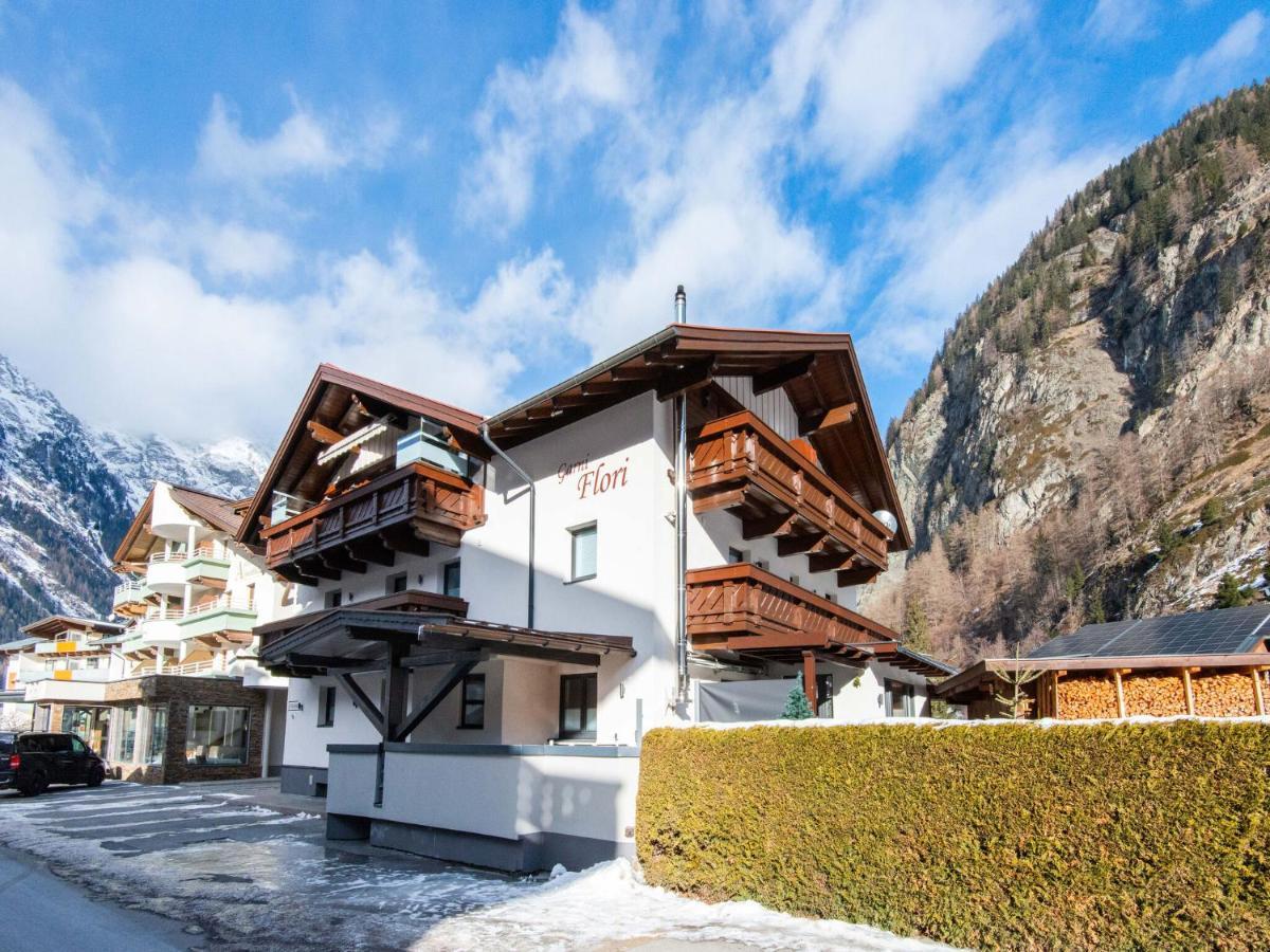 Garni Flori Villa Langenfeld Exterior photo