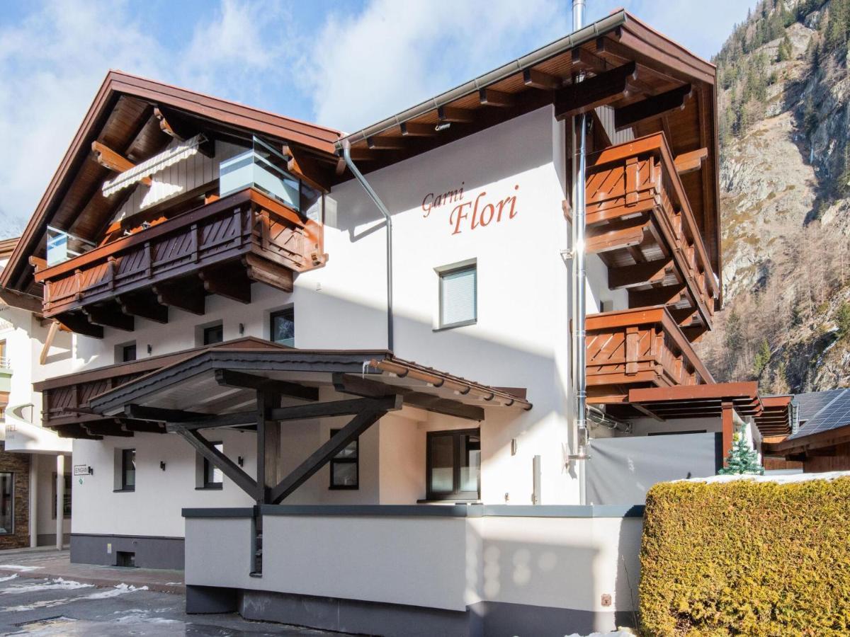 Garni Flori Villa Langenfeld Exterior photo